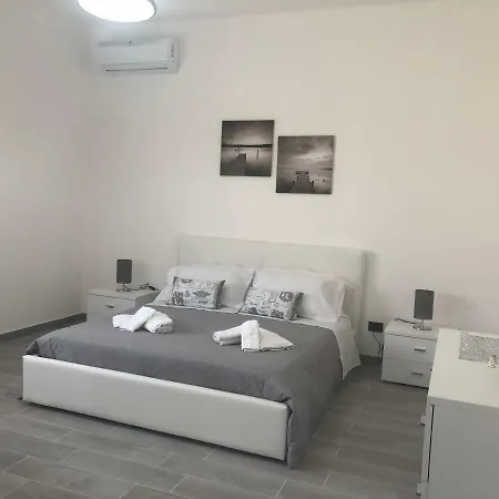 Holiday home Solemar Giardina Gallotti